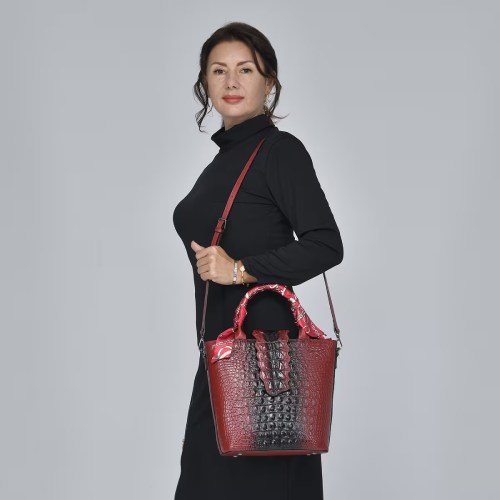 shop lc Fashion & Accessories